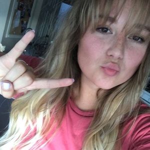 Meet your Posher, Haley